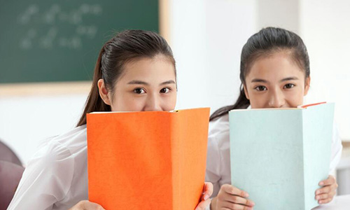 新雅街新雅小学_新雅思培训学校_上海柯模思化妆学校